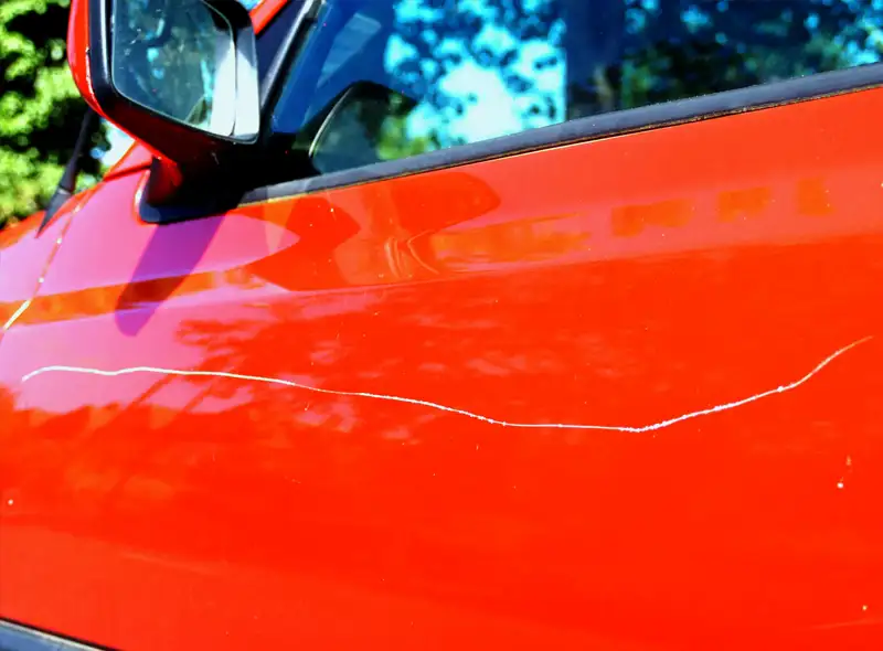 Βαθύ γδάρσιμο αυτοκίνητου: Διορθώνεται; 1 Μικροεπισκευές - Γρατζουνιές - Γδαρσίματα